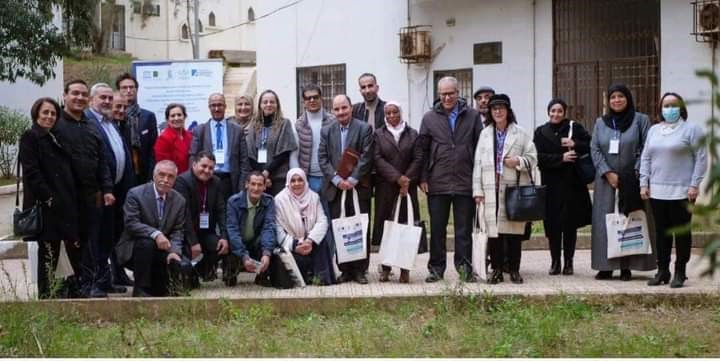 Current forum and ways to develop citizenship in Algerian schools